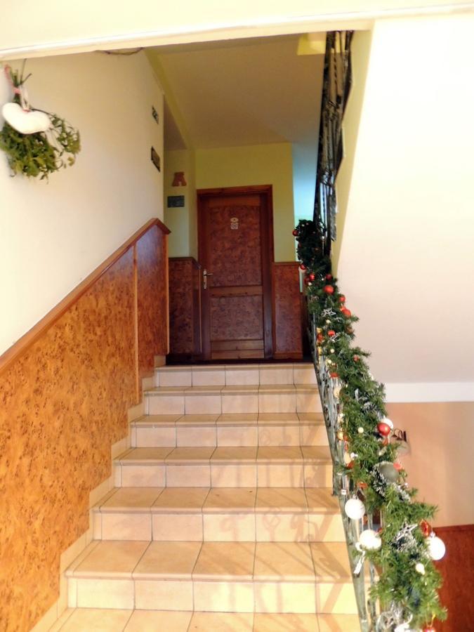 Hotel Paar Szieszta Γκιόρ Εξωτερικό φωτογραφία