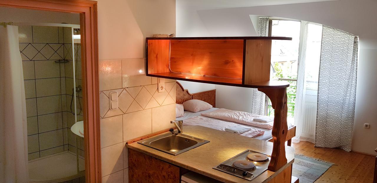 Hotel Paar Szieszta Γκιόρ Εξωτερικό φωτογραφία