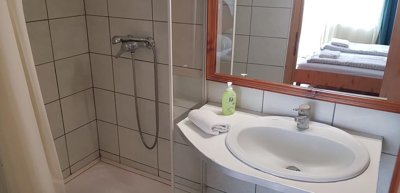 Hotel Paar Szieszta Γκιόρ Εξωτερικό φωτογραφία