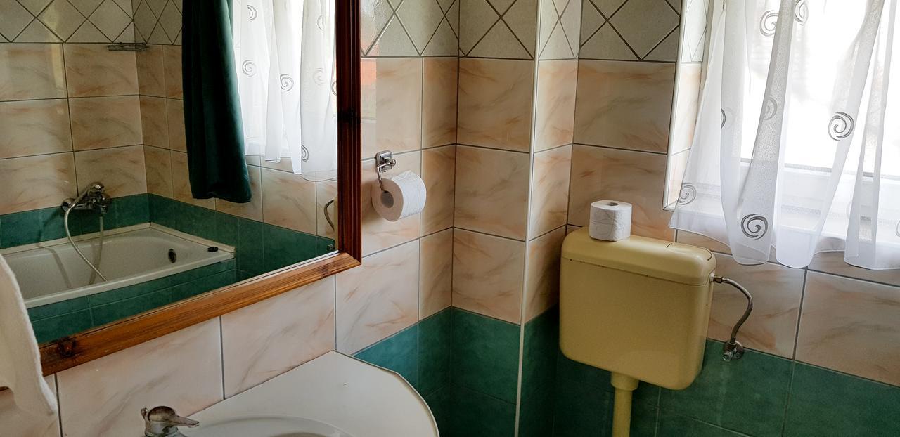 Hotel Paar Szieszta Γκιόρ Εξωτερικό φωτογραφία