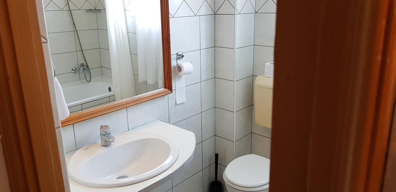 Hotel Paar Szieszta Γκιόρ Εξωτερικό φωτογραφία
